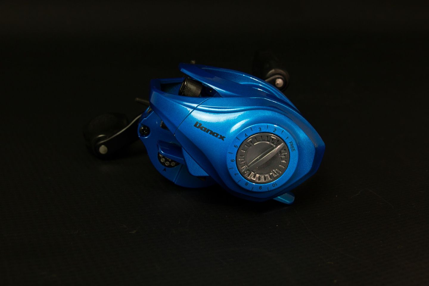 Banax Zest Baitcaster Reel – Total Fishing